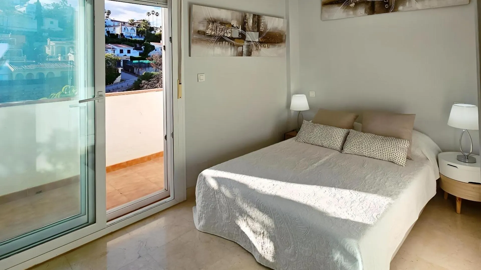 Lica Homes Sinfonia De Mar Estepona 0*,